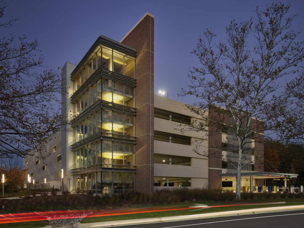 14_3940_00_Universities_at_Shady_Grove_N10_medium
